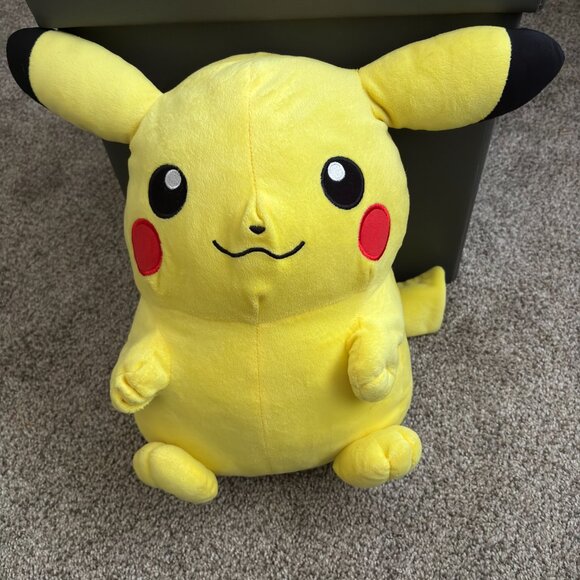 Toy Factory Large 17" Poke'mon PIKACHU Large Plush Toy - Picture 2 of 3